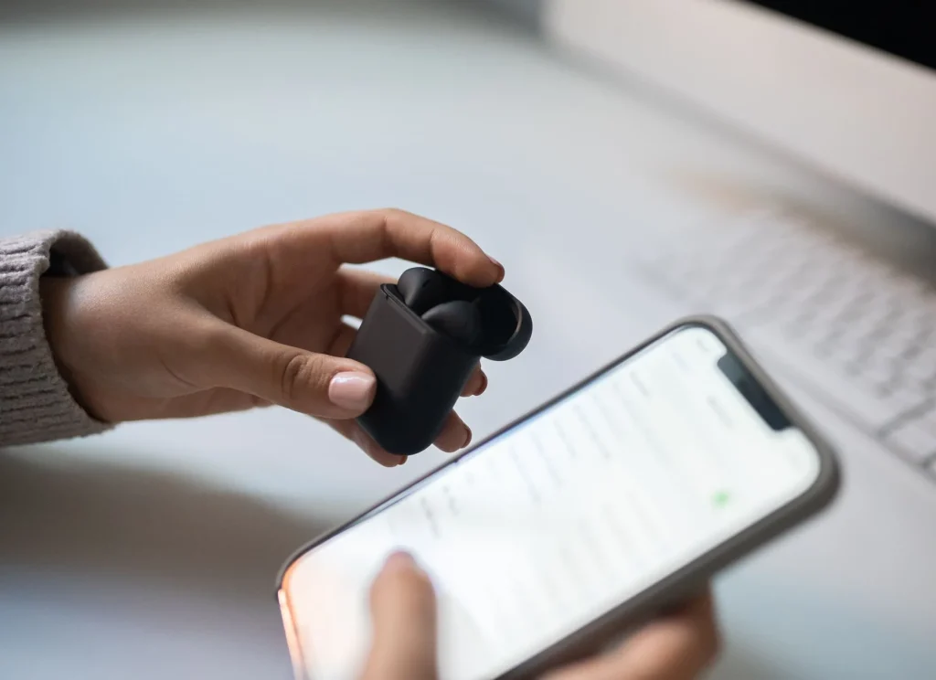 Schéma simplifié de connexion Bluetooth entre un smartphone et des écouteurs sans fil